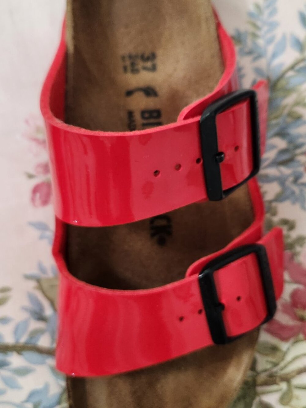 Birkenstock Red Patent Leather Sandals - Picture 3 of 4